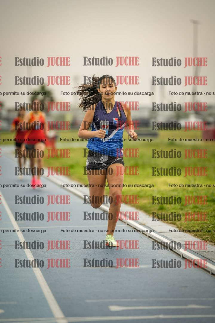 Fotos de los 600 m llanos de mujeres - U16