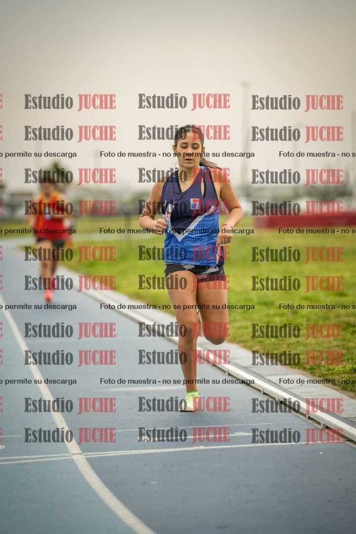 Fotos de los 600 m llanos de mujeres - U16