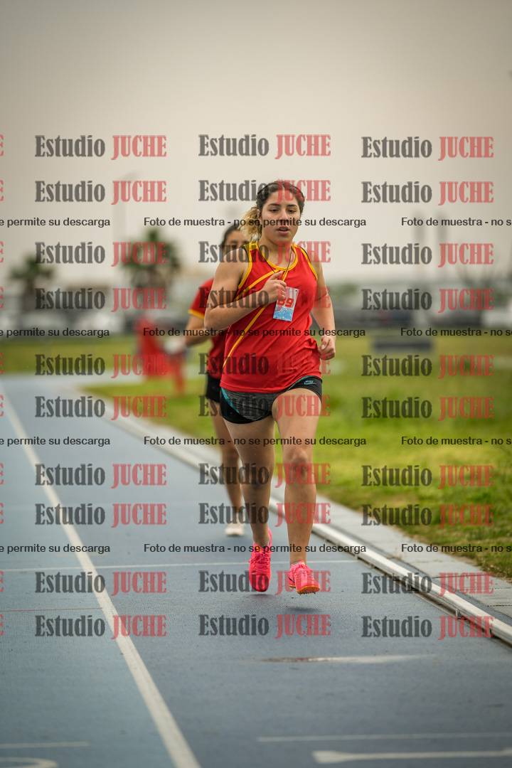Fotos de los 600 m llanos de mujeres - U16