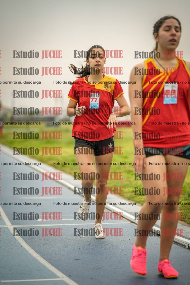 Fotos de los 600 m llanos de mujeres - U16