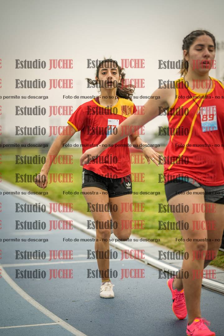 Fotos de los 600 m llanos de mujeres - U16