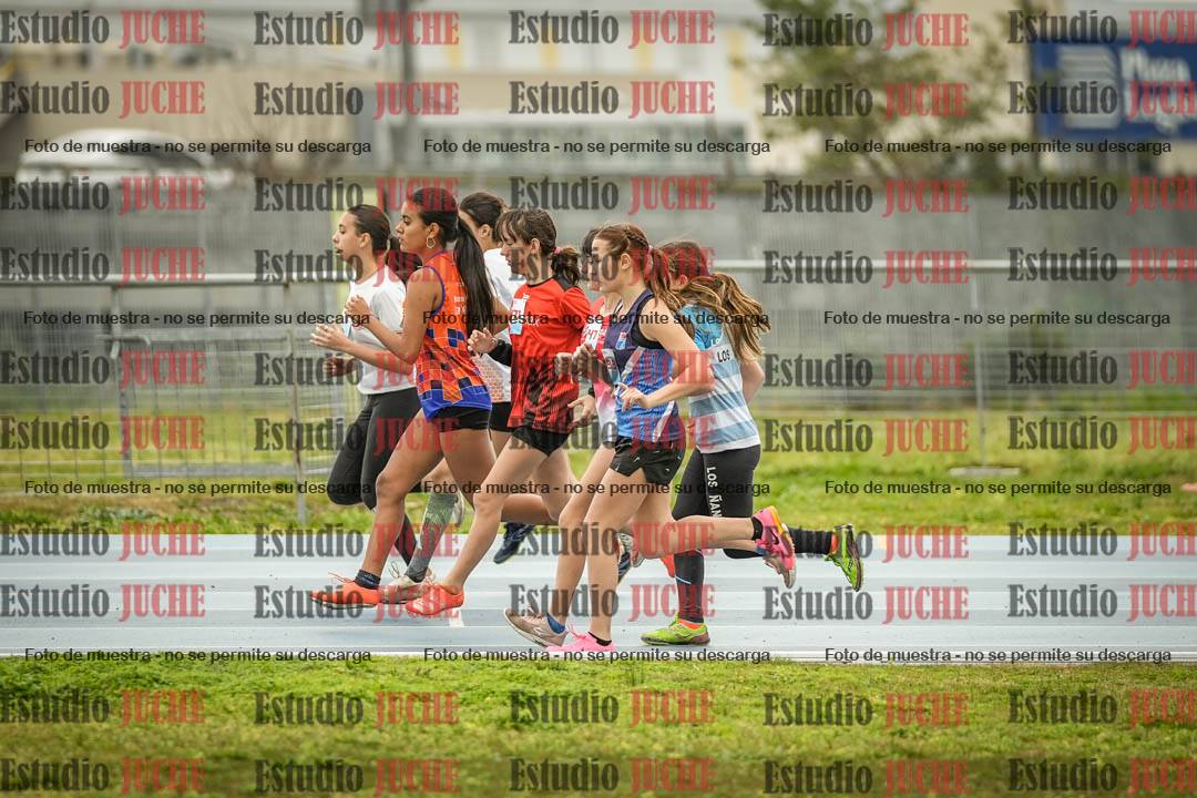 Fotos de los 600 m llanos de mujeres - U16