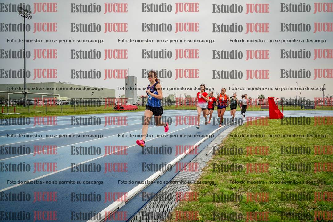 Fotos de los 600 m llanos de mujeres - U16