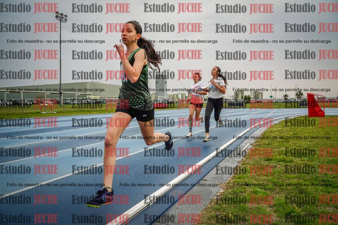Fotos de los 600 m llanos de mujeres - U16