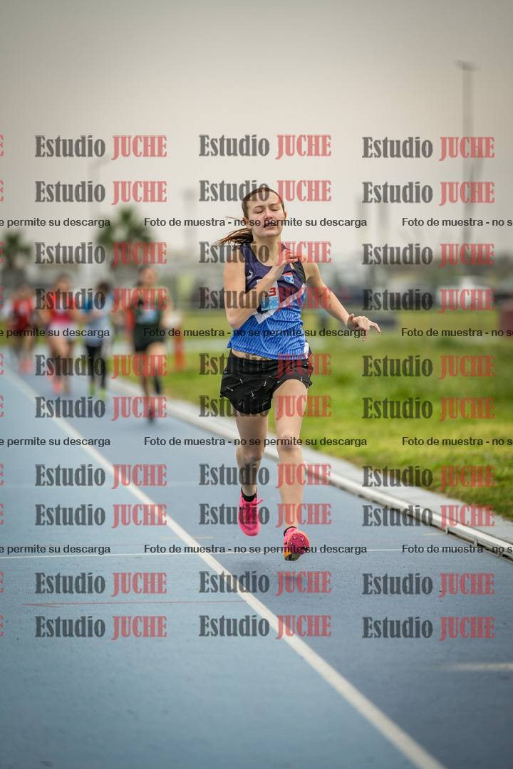 Fotos de los 600 m llanos de mujeres - U16