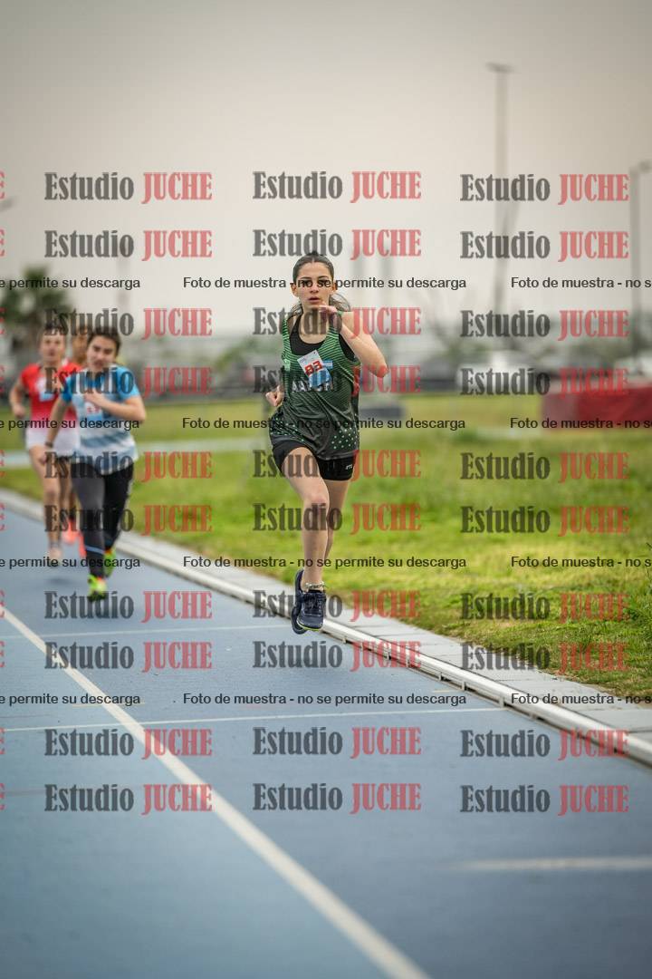 Fotos de los 600 m llanos de mujeres - U16
