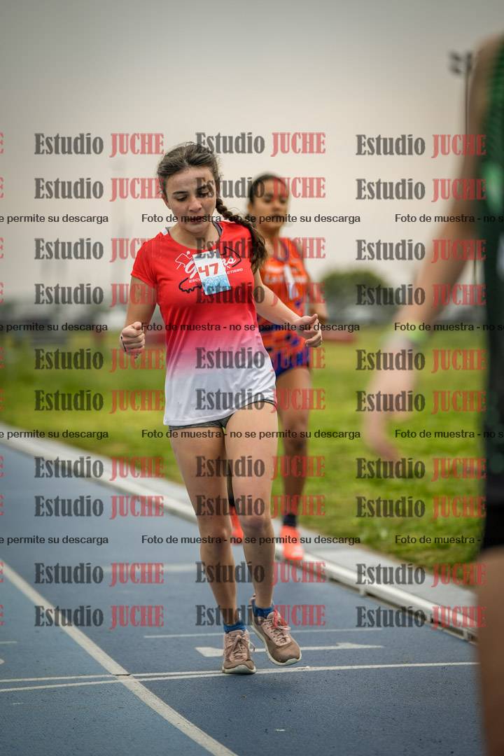 Fotos de los 600 m llanos de mujeres - U16