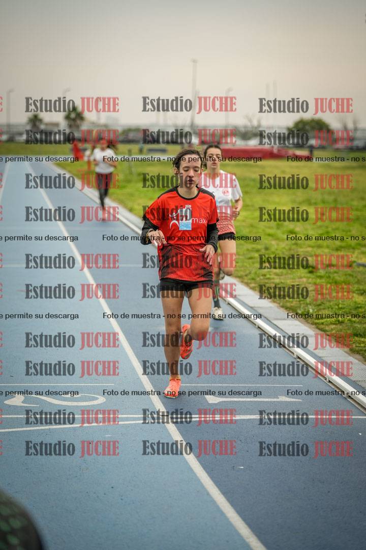 Fotos de los 600 m llanos de mujeres - U16