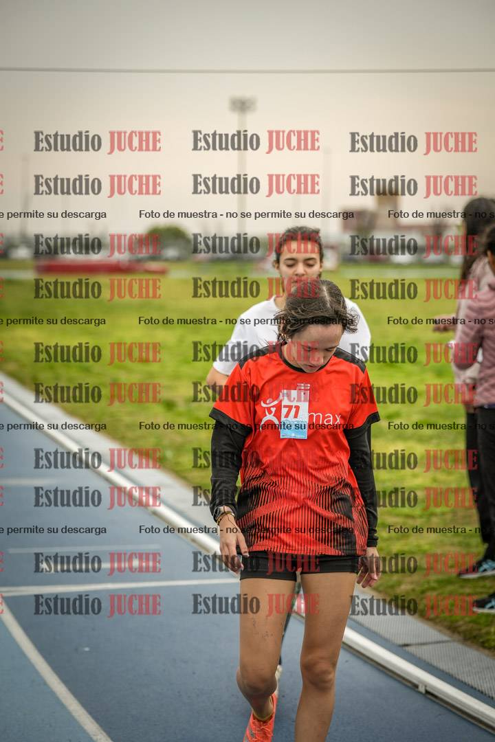 Fotos de los 600 m llanos de mujeres - U16