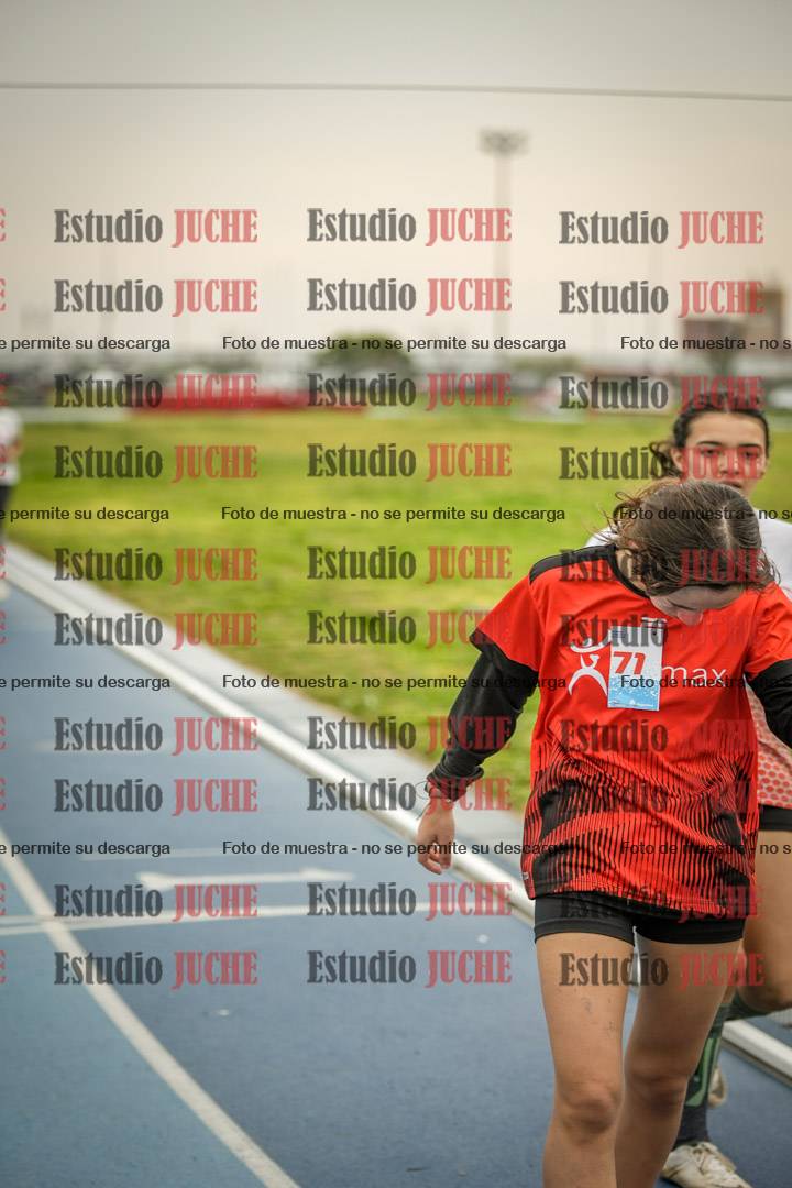 Fotos de los 600 m llanos de mujeres - U16