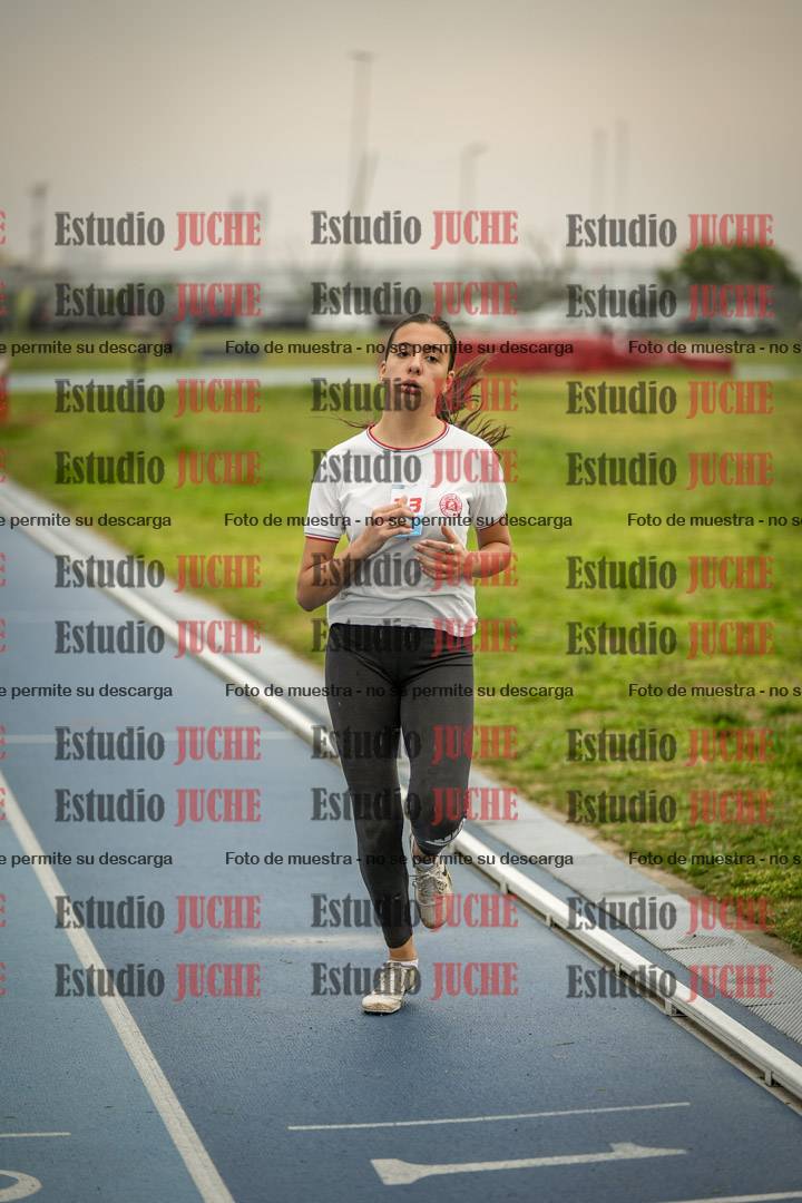Fotos de los 600 m llanos de mujeres - U16