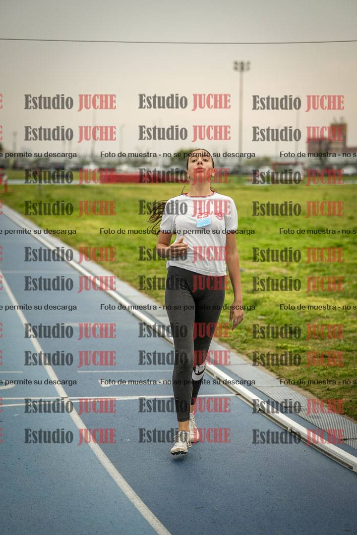 Fotos de los 600 m llanos de mujeres - U16