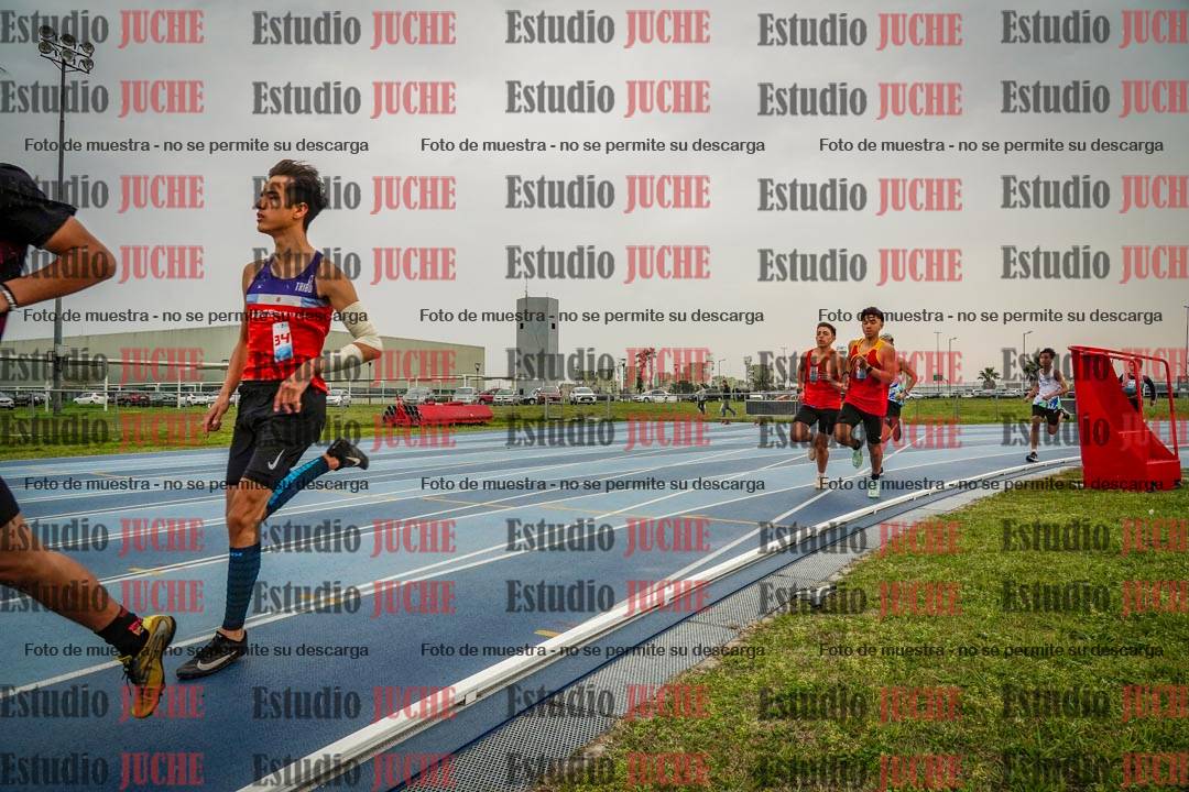 Fotos de los 600 m llanos de varones - U16
