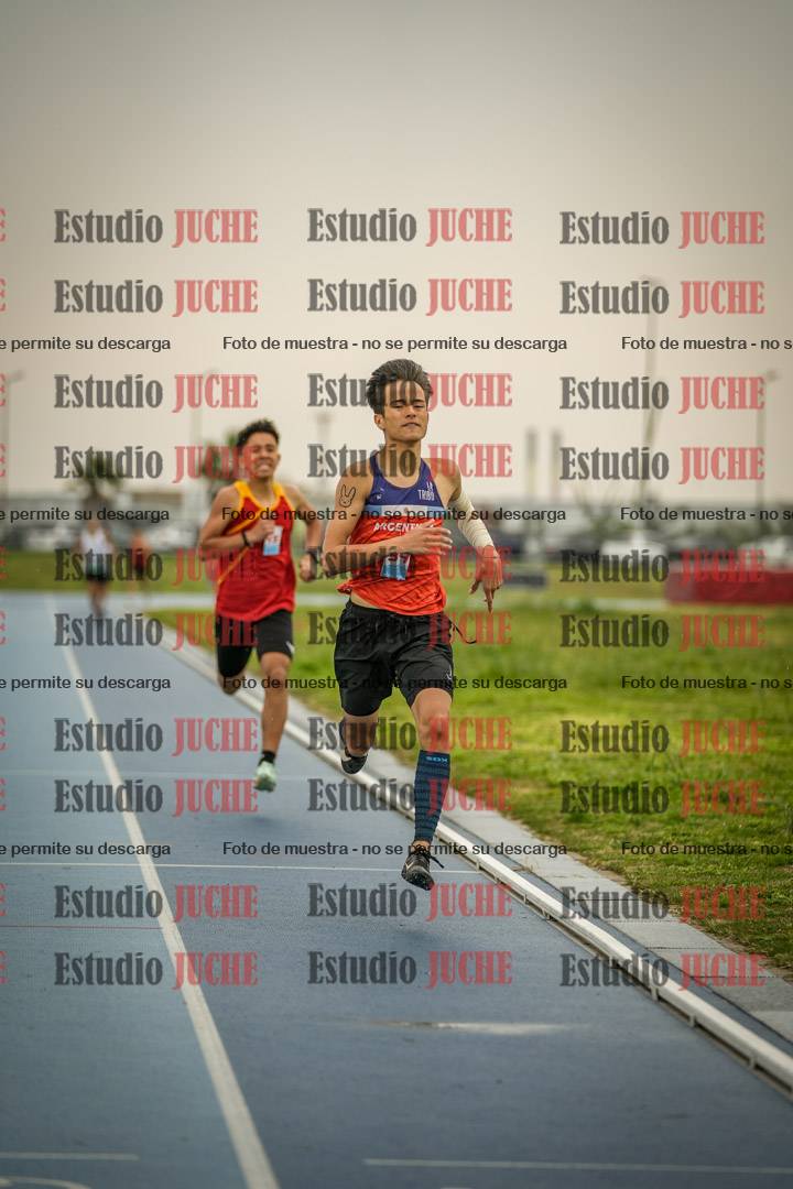 Fotos de los 600 m llanos de varones - U16