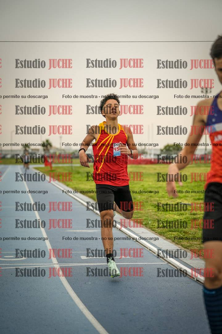Fotos de los 600 m llanos de varones - U16