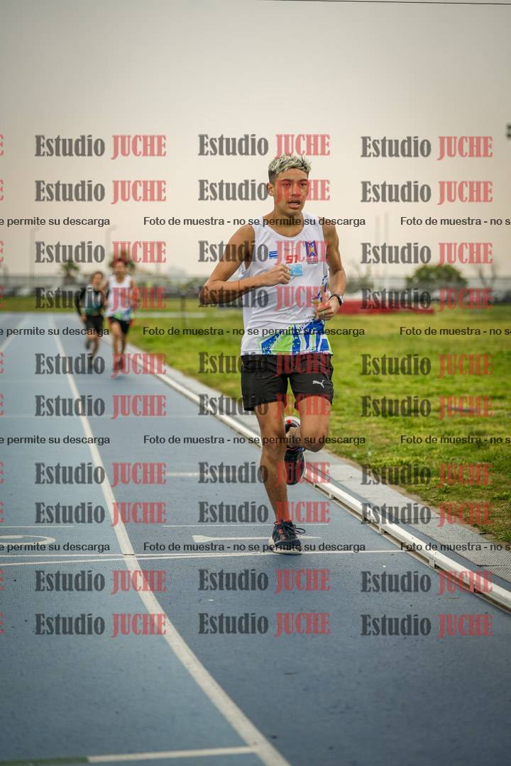 Fotos de los 600 m llanos de varones - U16