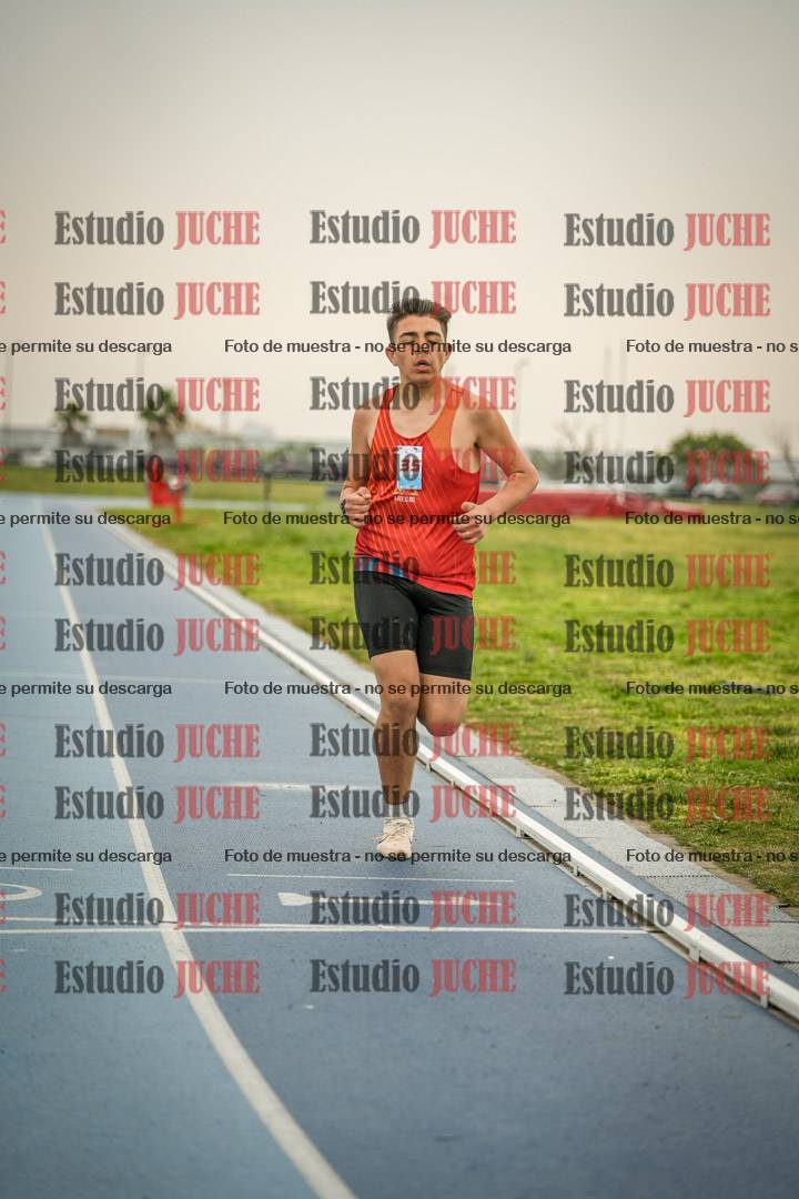 Fotos de los 600 m llanos de varones - U16