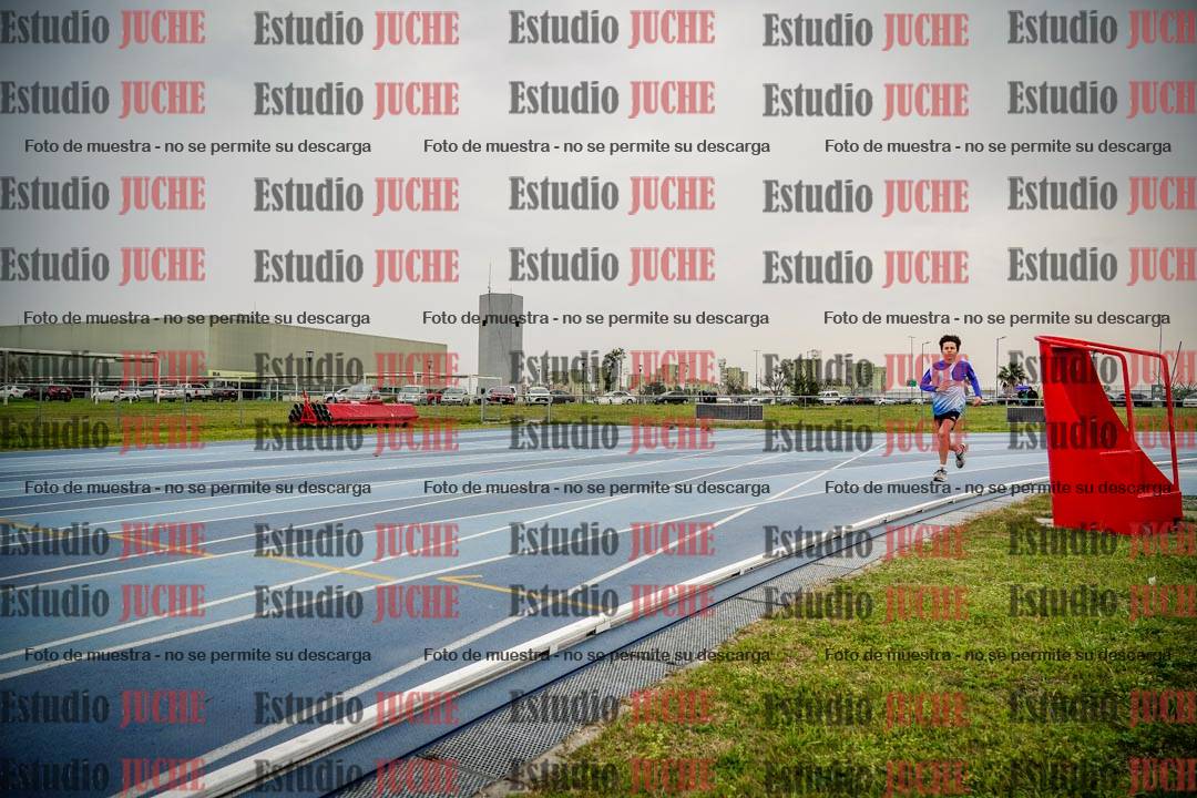 Fotos de los 600 m llanos de varones - U16