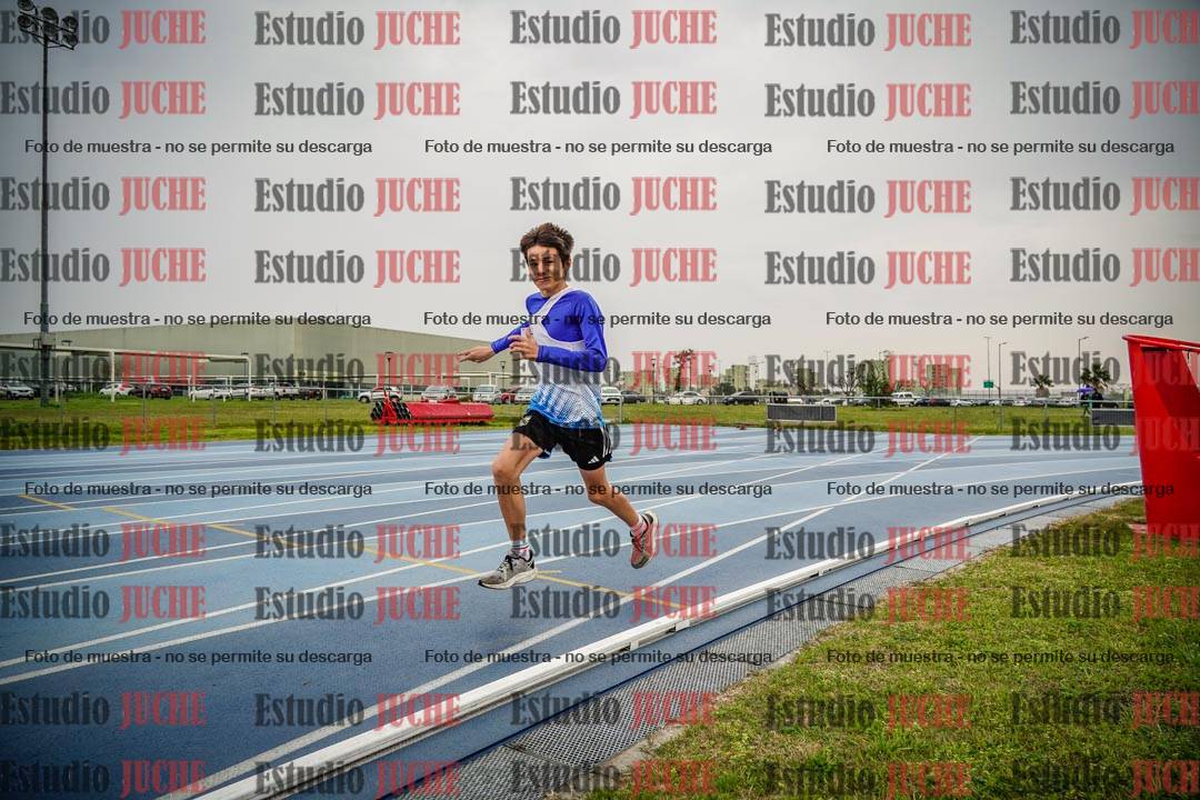 Fotos de los 600 m llanos de varones - U16
