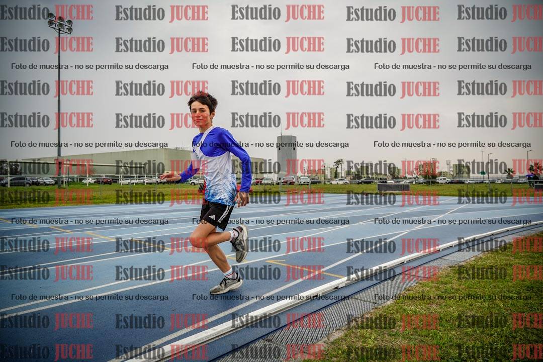 Fotos de los 600 m llanos de varones - U16