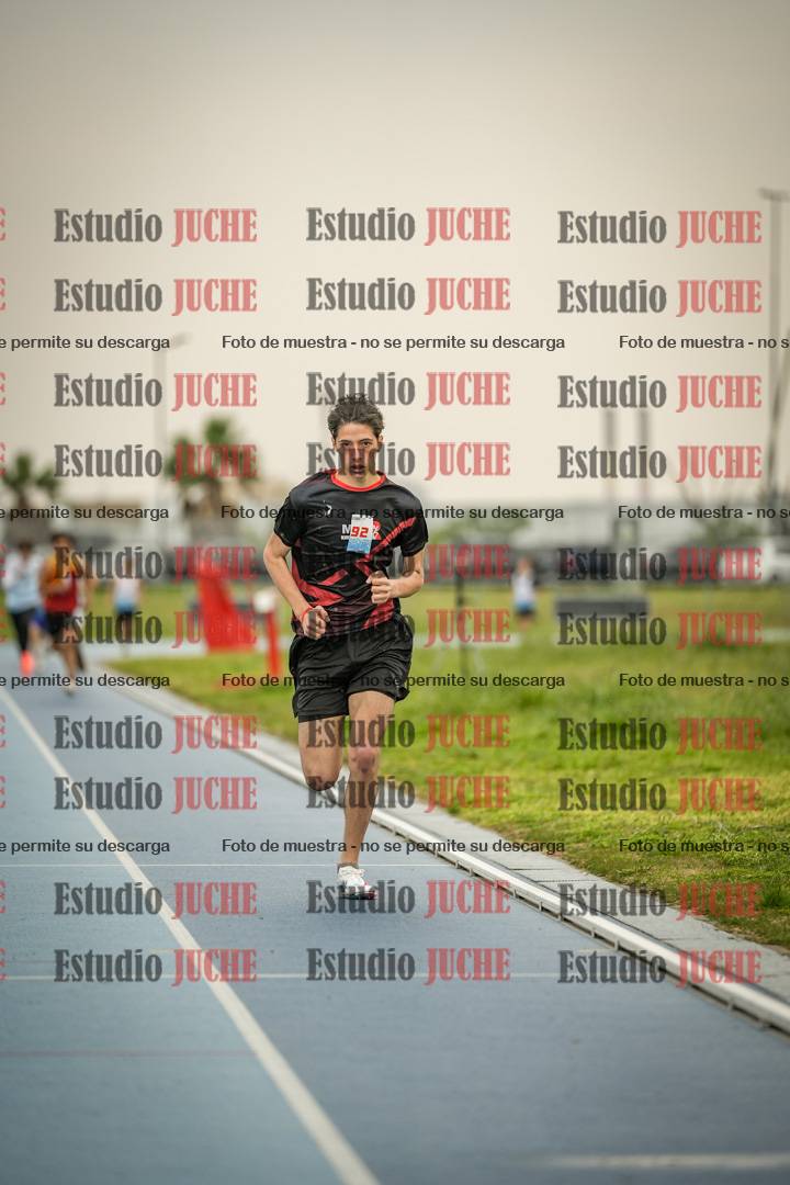 Fotos de los 600 m llanos de varones - U16