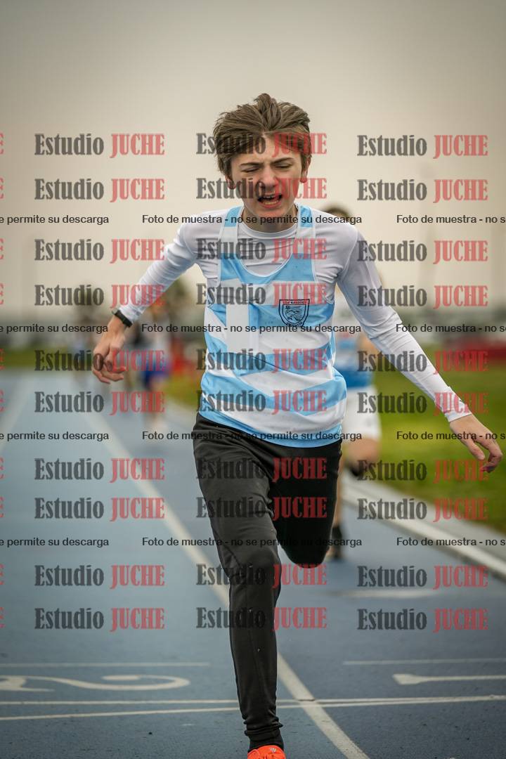 Fotos de los 600 m llanos de varones - U16