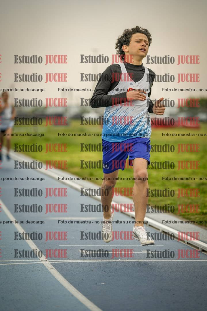 Fotos de los 600 m llanos de varones - U16