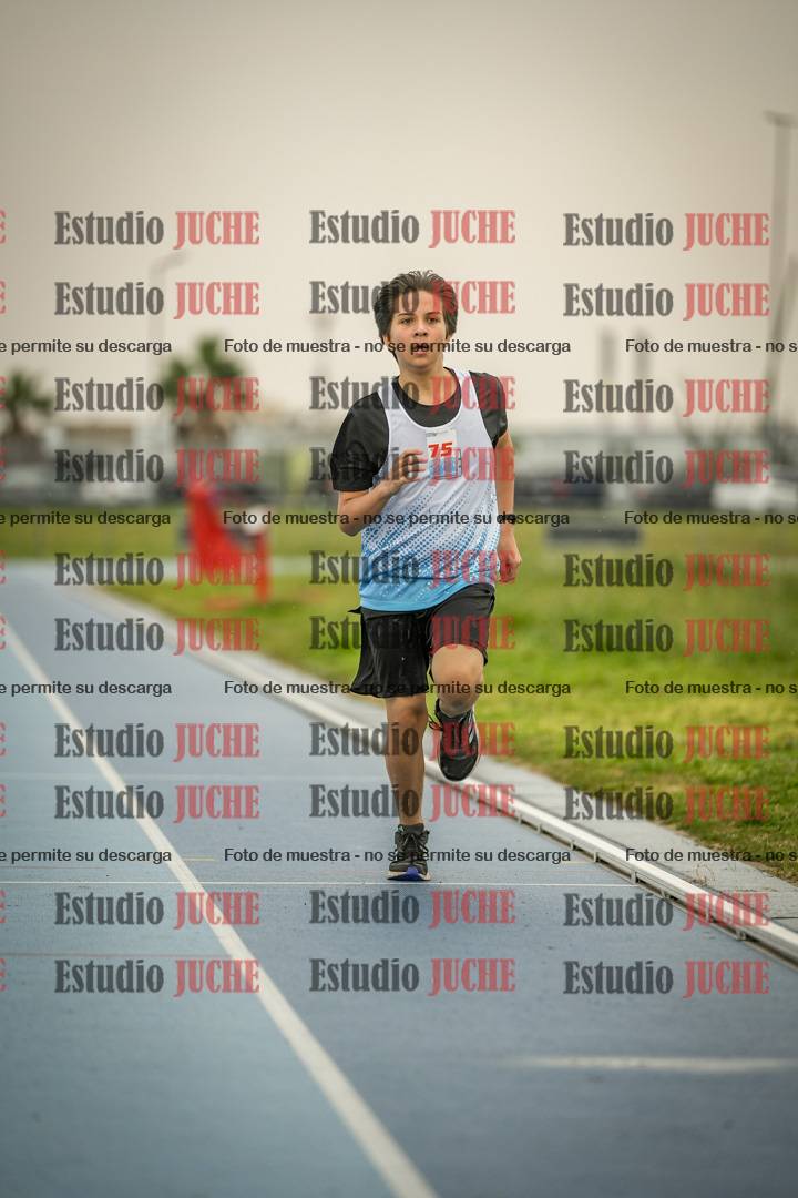 Fotos de los 600 m llanos de varones - U16