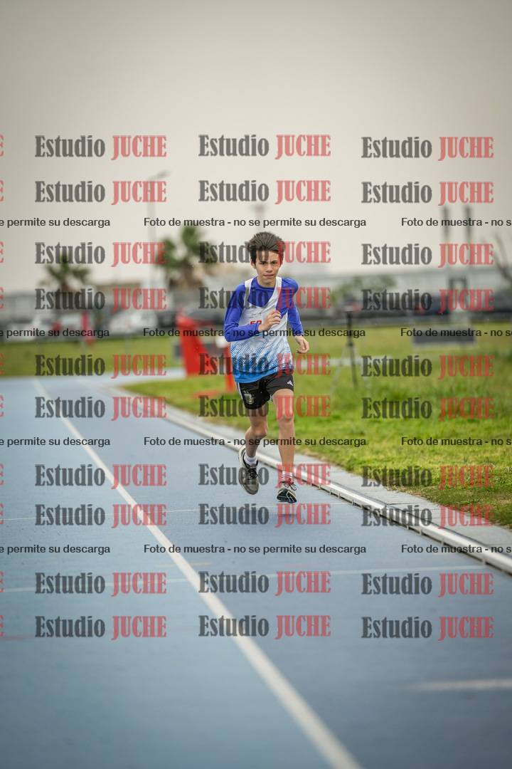 Fotos de los 600 m llanos de varones - U16