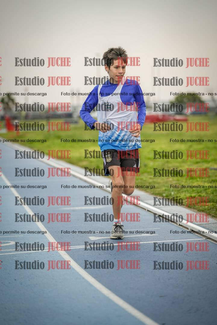 Fotos de los 600 m llanos de varones - U16