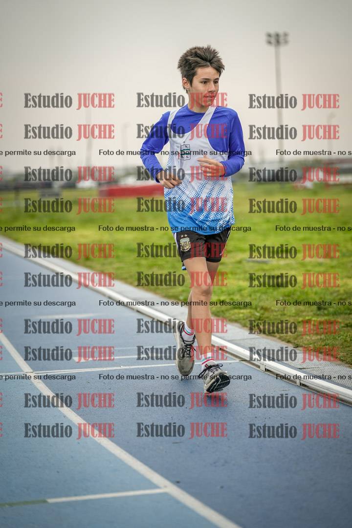 Fotos de los 600 m llanos de varones - U16