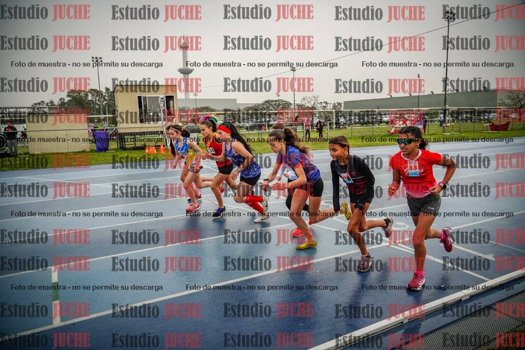 Fotos de los 1200 m llanos de mujeres - U14