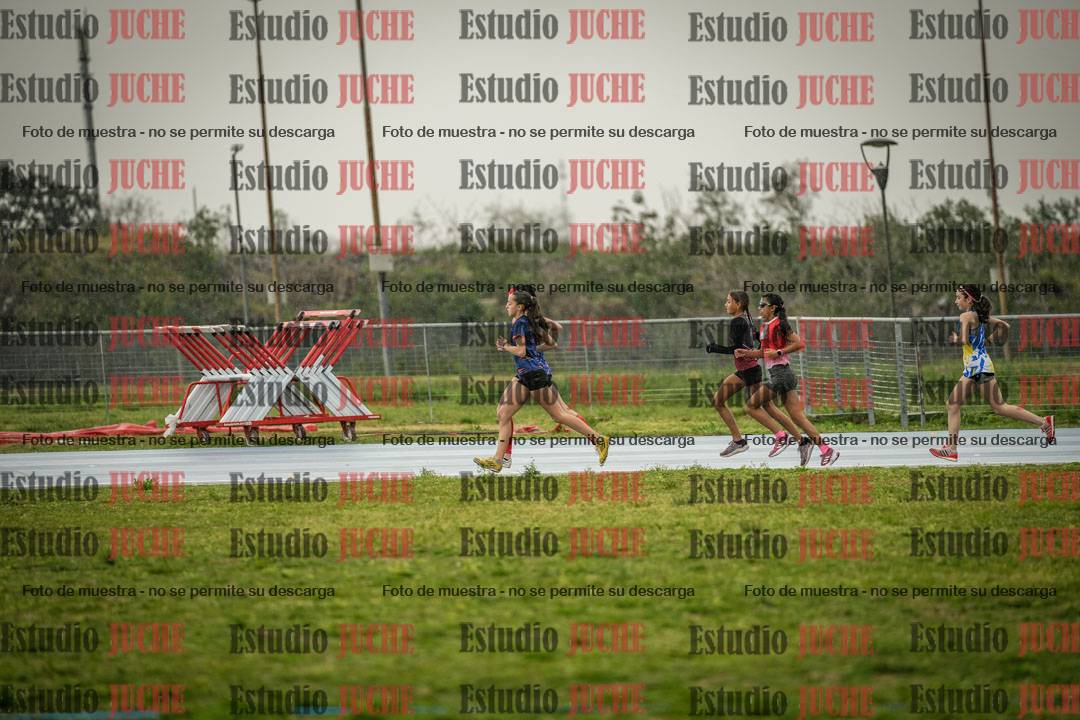 Fotos de los 1200 m llanos de mujeres - U14
