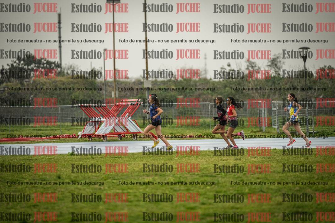 Fotos de los 1200 m llanos de mujeres - U14