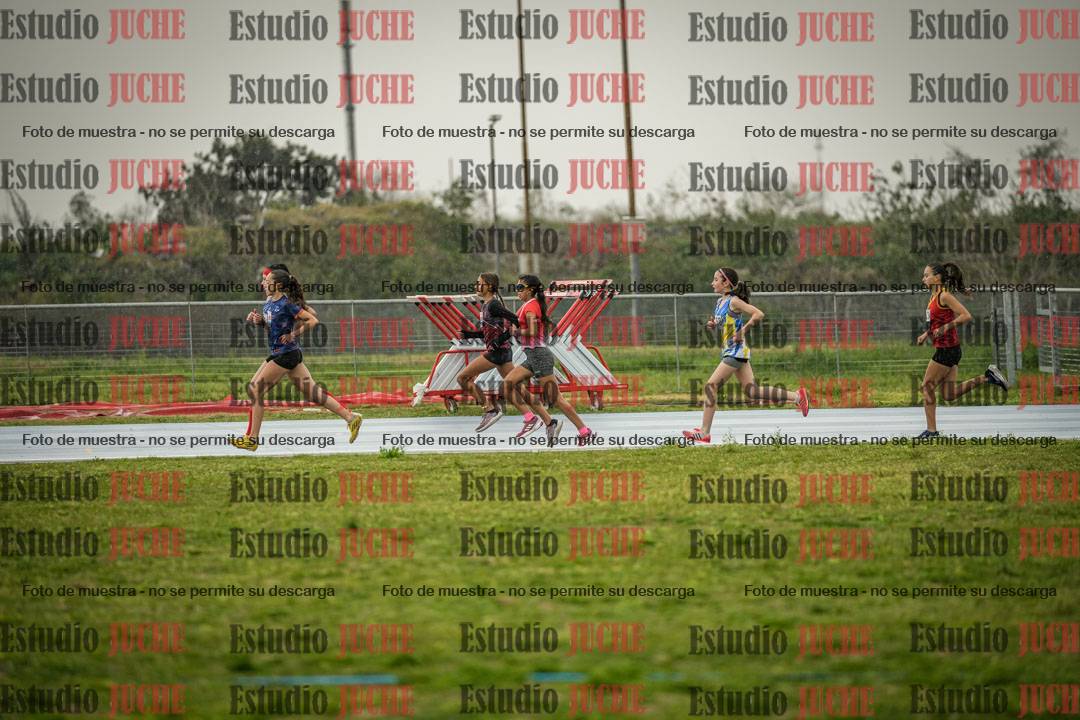 Fotos de los 1200 m llanos de mujeres - U14