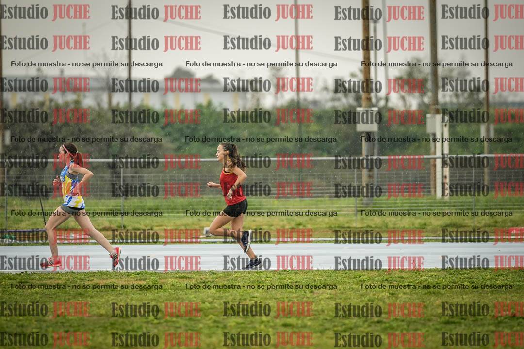 Fotos de los 1200 m llanos de mujeres - U14