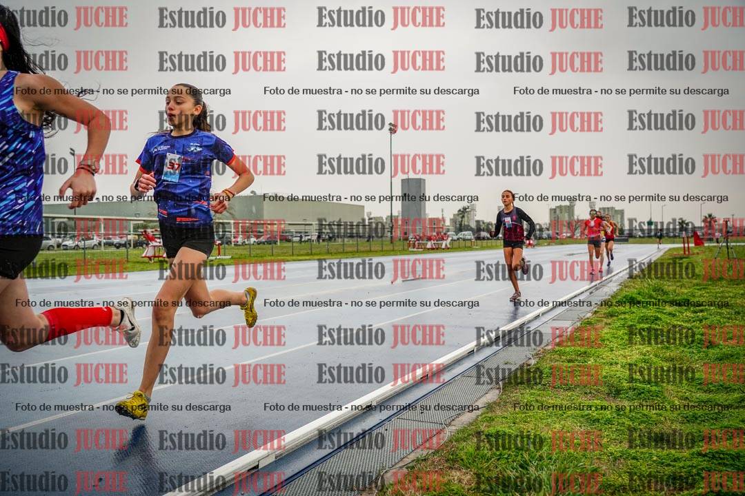 Fotos de los 1200 m llanos de mujeres - U14