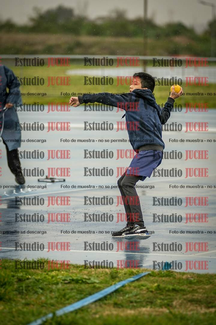 Fotos del lanzamiento de pelotita de varones - U12