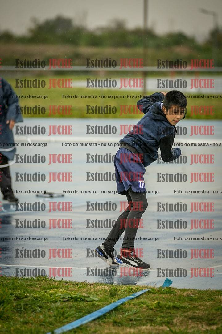Fotos del lanzamiento de pelotita de varones - U12