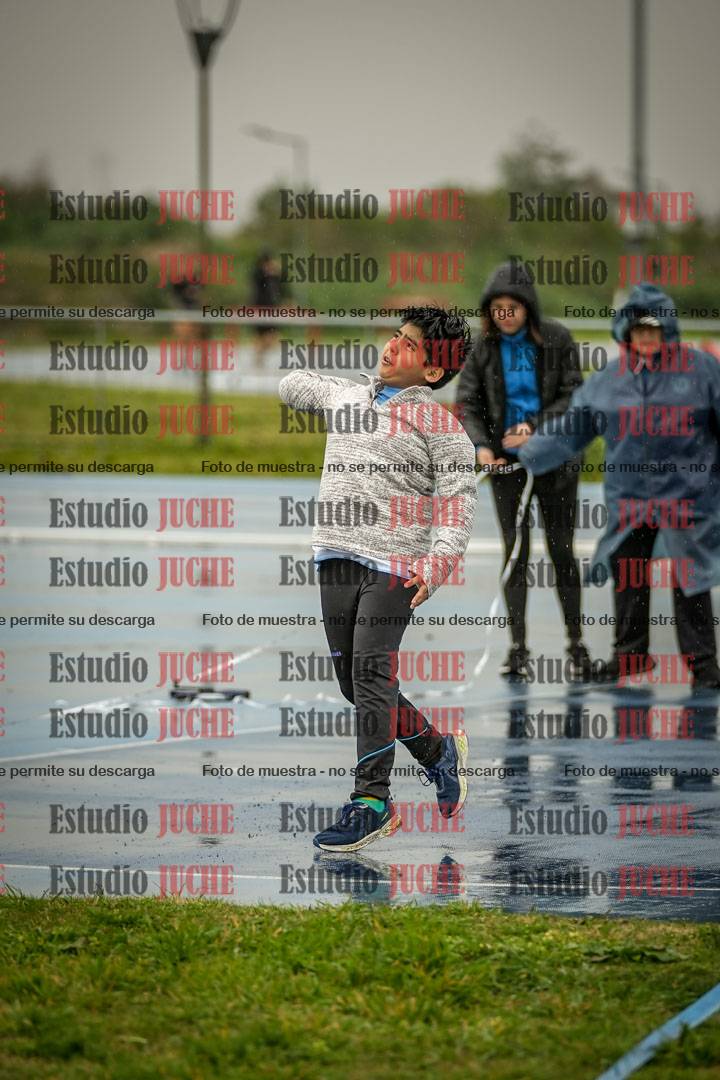 Fotos del lanzamiento de pelotita de varones - U12