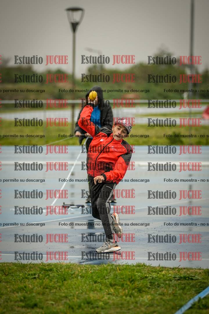 Fotos del lanzamiento de pelotita de varones - U12