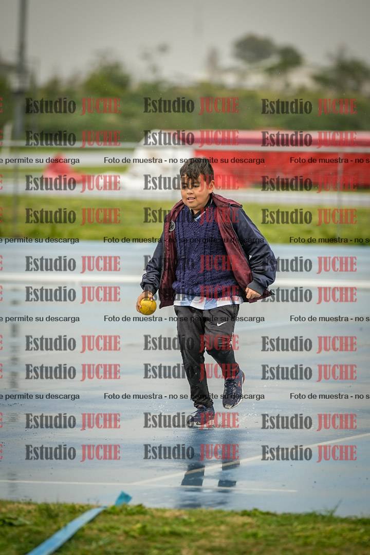 Fotos del lanzamiento de pelotita de varones - U12