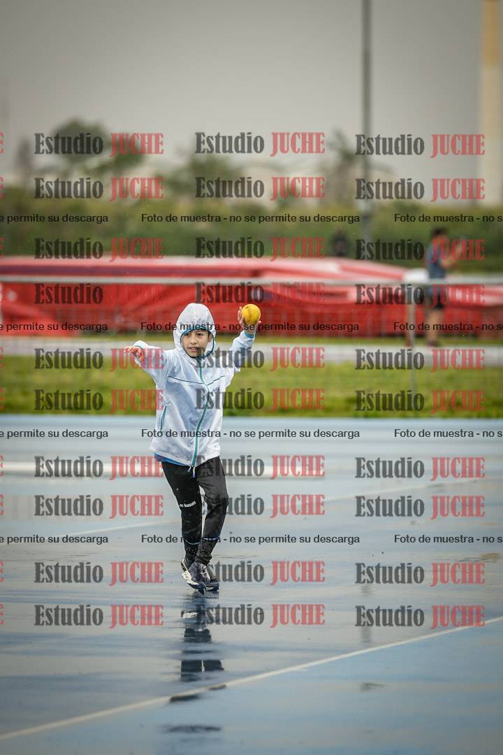 Fotos del lanzamiento de pelotita de varones - U12