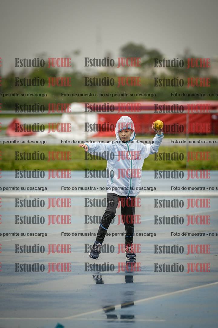 Fotos del lanzamiento de pelotita de varones - U12