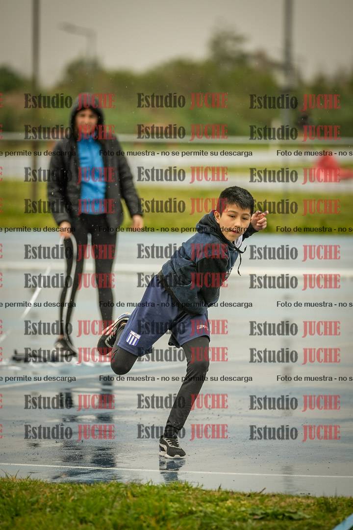 Fotos del lanzamiento de pelotita de varones - U12