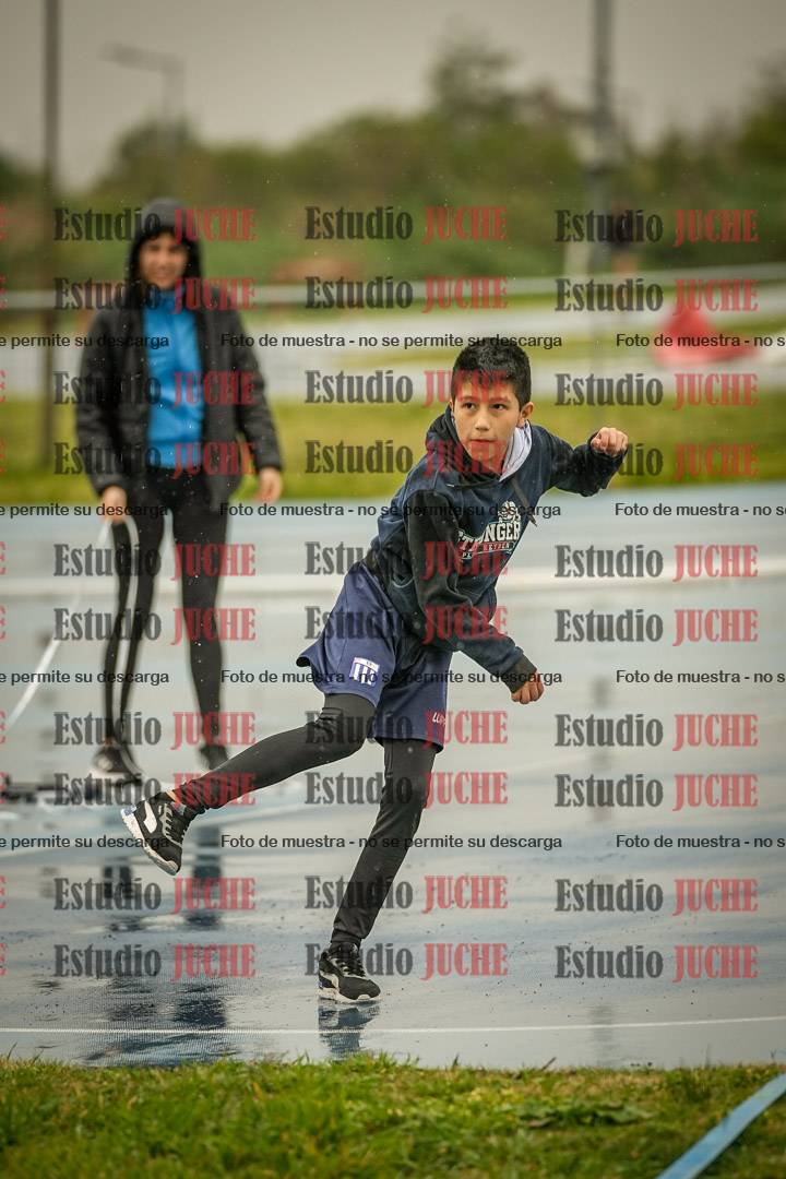Fotos del lanzamiento de pelotita de varones - U12