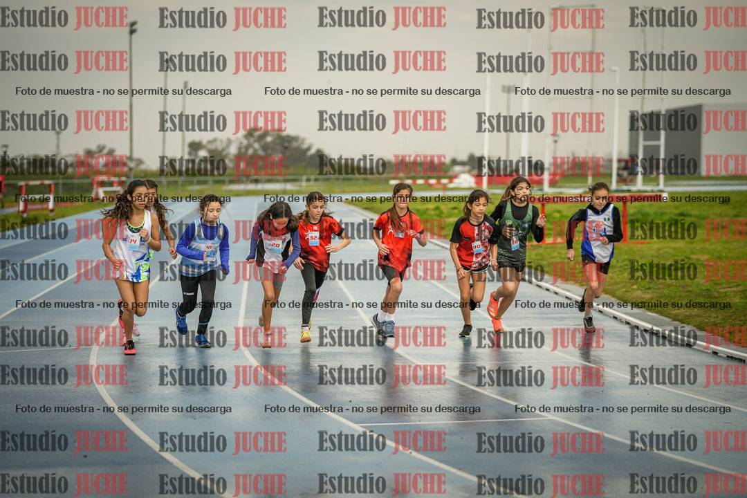 Fotos de los 1000 m llanos de mujeres - U12