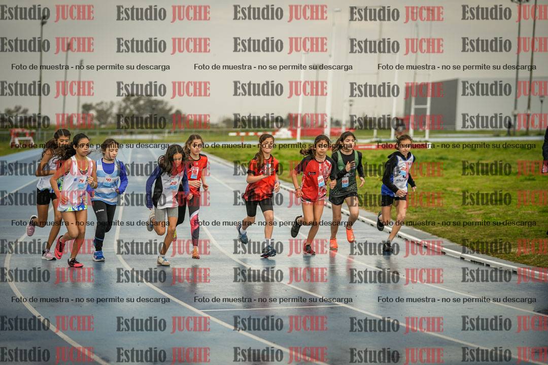 Fotos de los 1000 m llanos de mujeres - U12