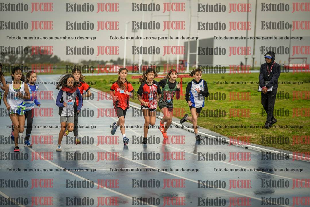 Fotos de los 1000 m llanos de mujeres - U12