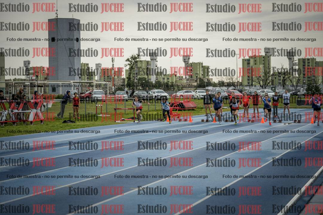 Fotos de los 80 m llanos de mujeres